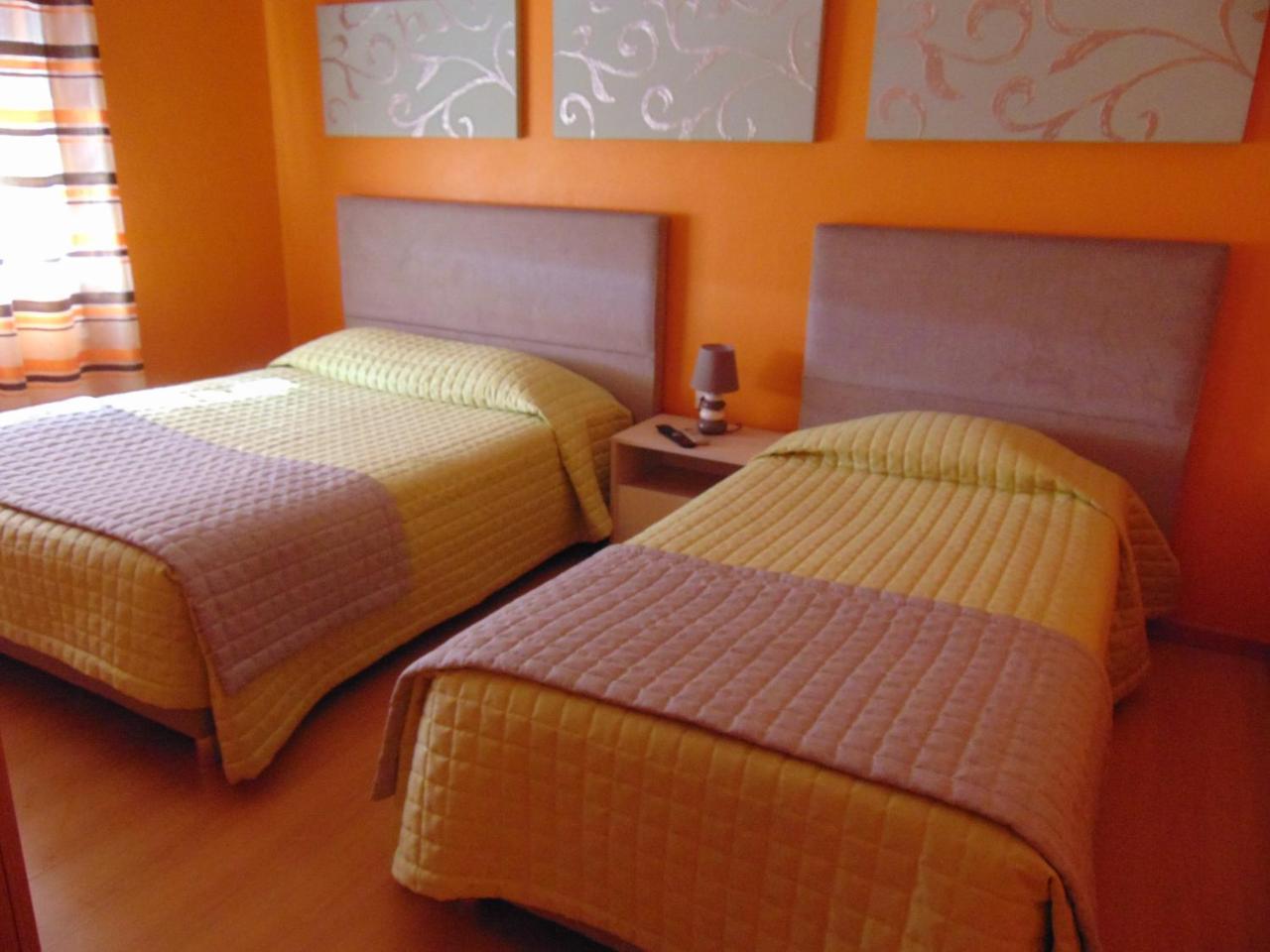Residencial As Canarias Ponte de Sor Bagian luar foto